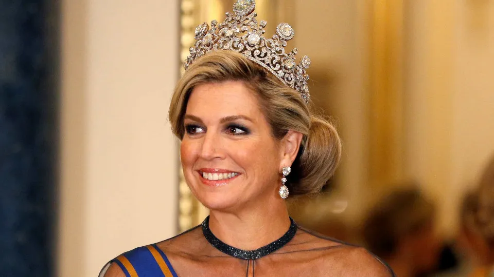 O look da rainha Máxima no seu segundo encontro durante a quarentena