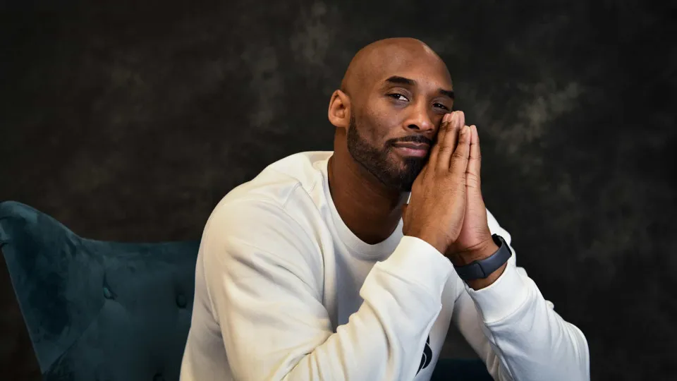 Nunca será esquecido! Kobe Bryant homenageado pela filha mais velha