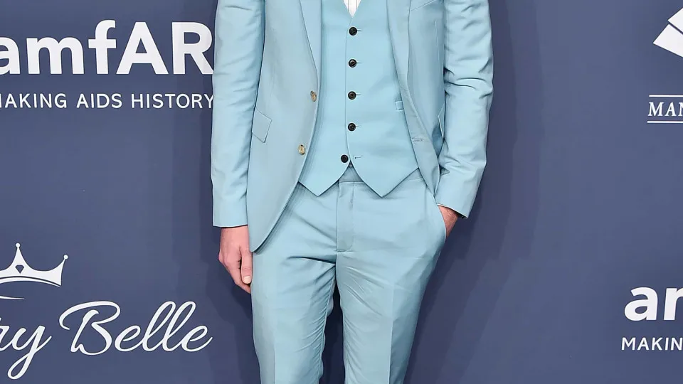 Charlie Puth anuncia que vai ser pai (de uma forma muito especial)