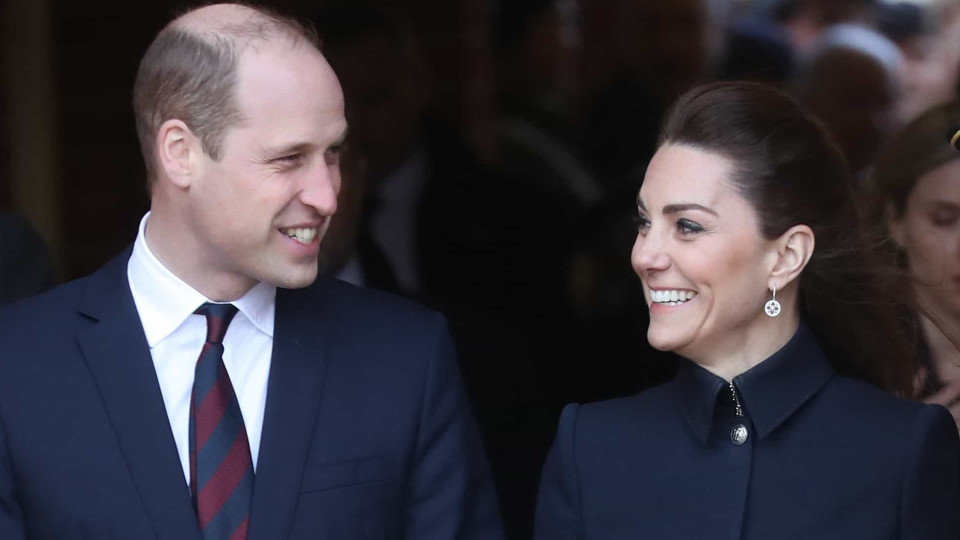 Kate Middleton e príncipe William estão "para lá de felizes". A razão