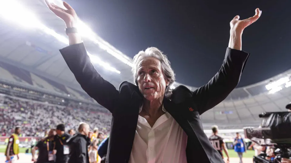 FPF e Liga de clubes felicitam Jorge Jesus por nova conquista no Flamengo