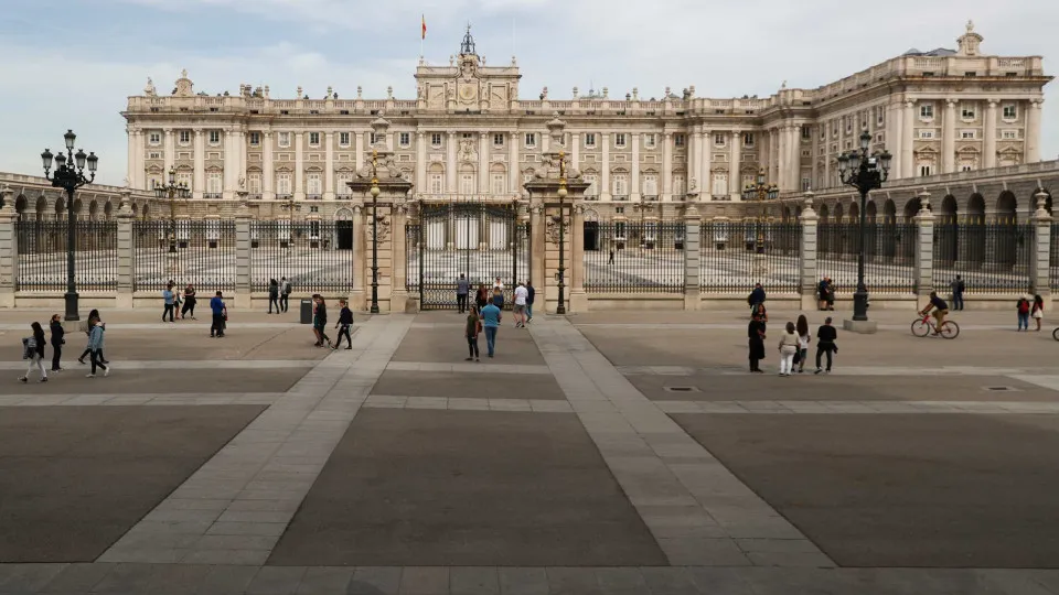 Covid-19: Madrid fecha todos os parques devido à aglomeração de pessoas