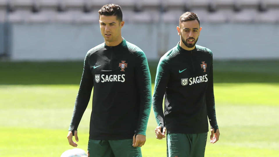 O conselho de CR7 a Bruno Fernandes: "Treina mas é o braço"