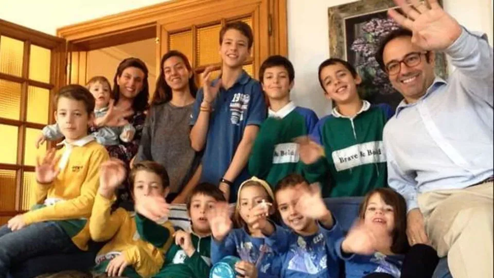 Covid-19: Família com 'contágio completo' incluindo 11 filhos do casal