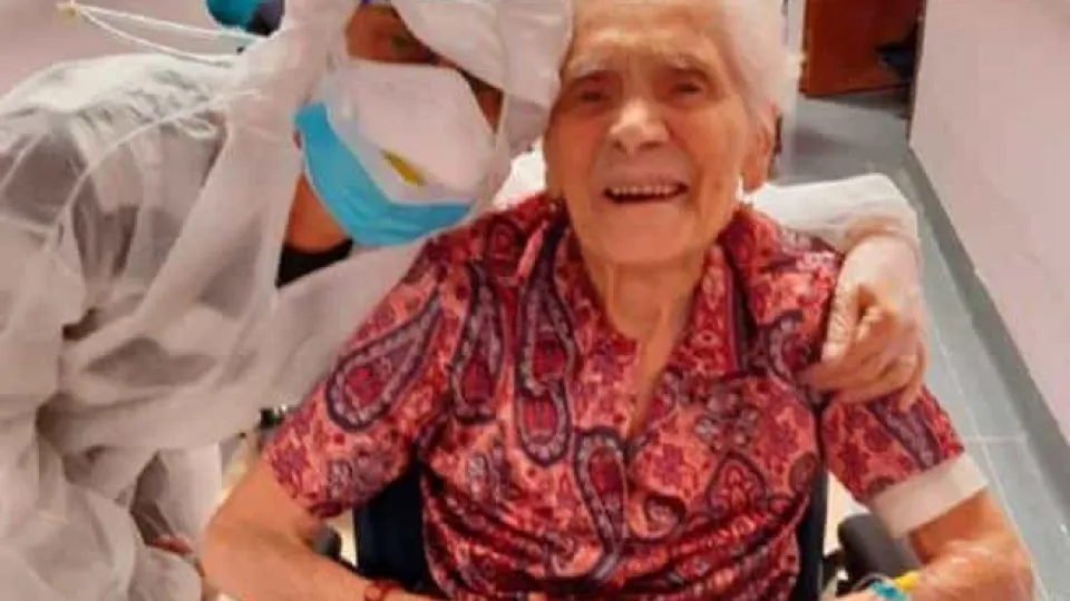 Sinais de esperança em Itália: Mulher de 104 anos recuperou da Covid-19