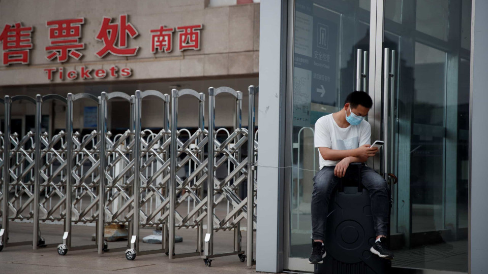 Covid-19: China deteta 49 casos no último dia, 33 são contágios locais