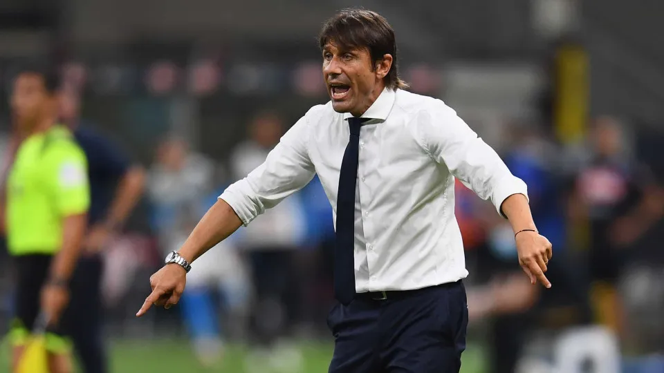 Antonio Conte em fúria: "O meu trabalho não foi reconhecido"