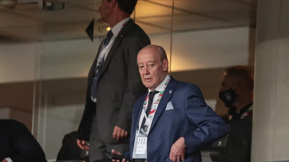 Pinto da Costa 'pica' rivais: "Por muita azia que provoque lá em baixo"