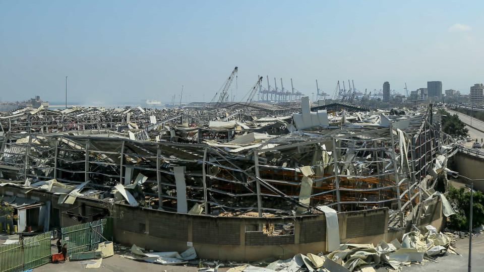 Porto de Beirute teve "sorte" de escapar a outras explosões