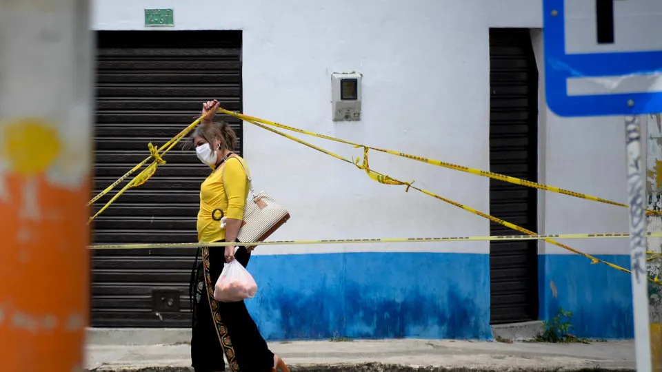 Covid-19: Brasil reporta mais de 55 mil casos e 1.175 mortes em 24h