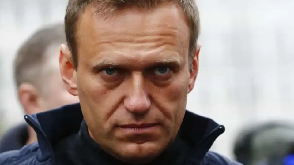 Rússia coloca aliada de opositor Navalny em lista de pessoas procuradas