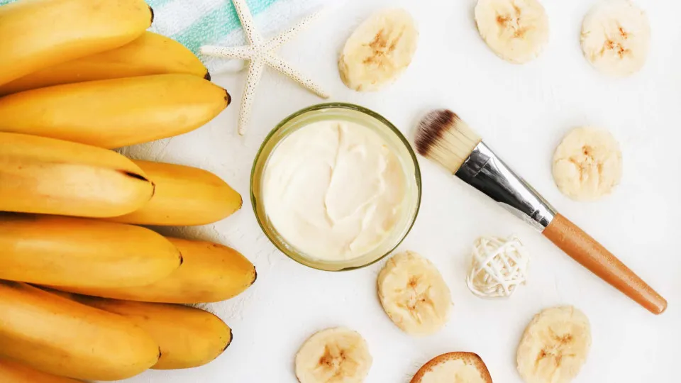 Máscaras faciais caseiras de banana. Funcionam mesmo?