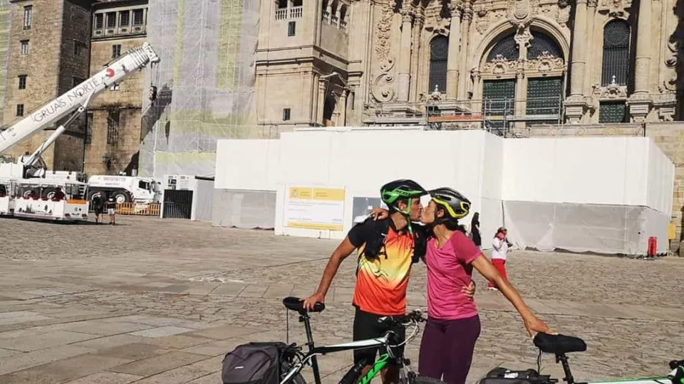 Foram 245 quilómetros! Naide Gomes e o marido juntos em "grande aventura"