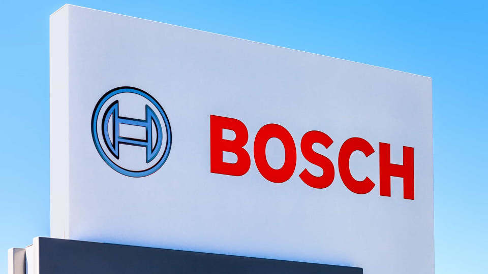 Bosch acompanha "com grande preocupação" e viagens estão suspensas