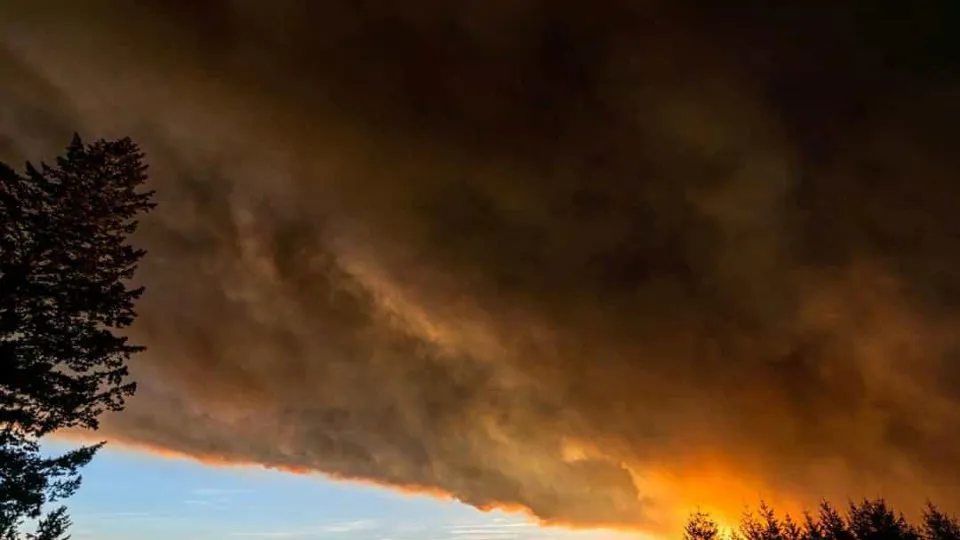 Incêndios nos EUA fazem seis mortos, incluindo criança de um ano