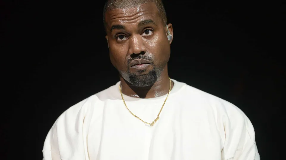 Ex-assistente processa Kanye West por assédio sexual 