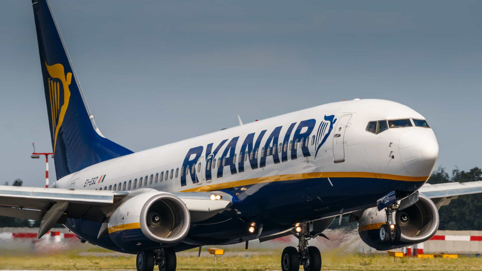 Ryanair transporta 10,2 milhões de passageiros em novembro deste ano
