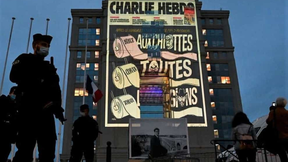 Charlie Hebdo. França considera "inaceitáveis" novas ameaças do Irão