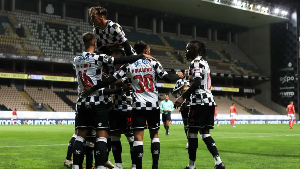 Boavista fez 'xeque ao rei' e Benfica entregou o trono ao leão