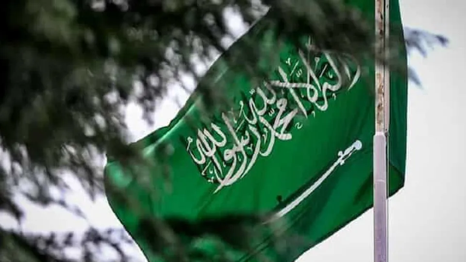 isis, daesh, estado islâmico, bandeira