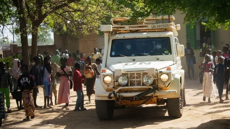 Seis soldados franceses feridos no Mali num ataque suicida