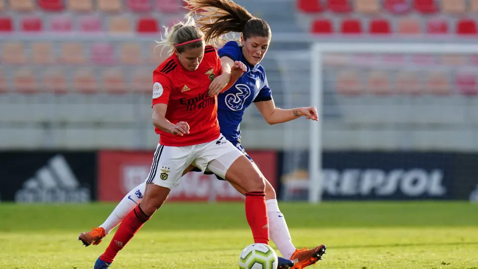 Benfica goleado pelo Chelsea na 'Champions' feminina