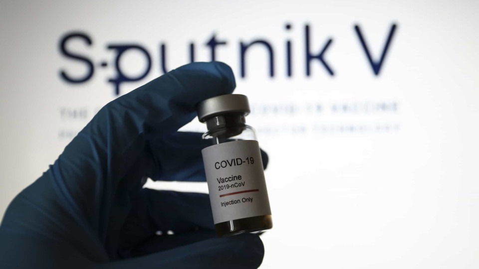 Covid-19: Vacina russa Sputnik V revela 96,1% de eficácia