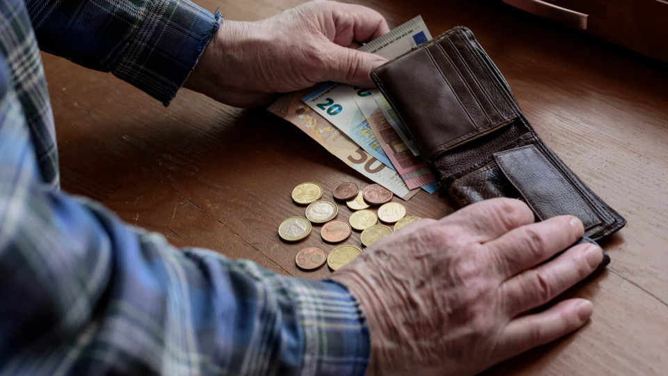 Ativos geridos por fundos de pensões cresceram 4% em 2021