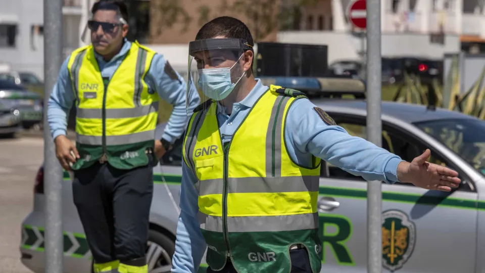 Grândola. Homem com Covid-19 encontrado pela GNR fora de casa