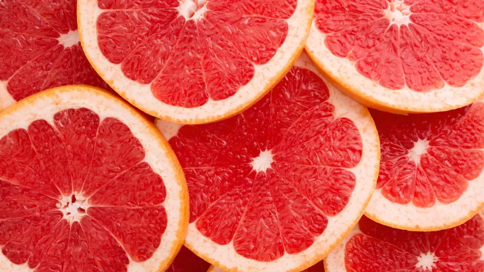 A toranja é uma das frutas cítricas mais saudáveis