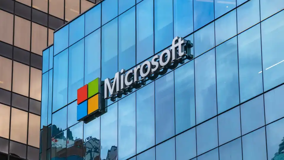 Central nuclear reativada para fornecer energia aos centros da Microsoft