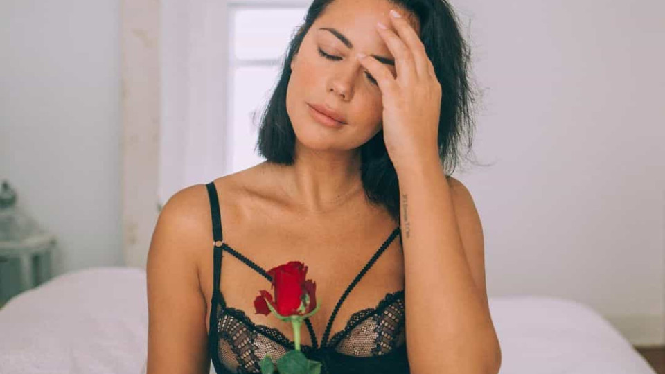 Solteira, Sofia Ribeiro prepara-se a rigor para Dia de São Valentim