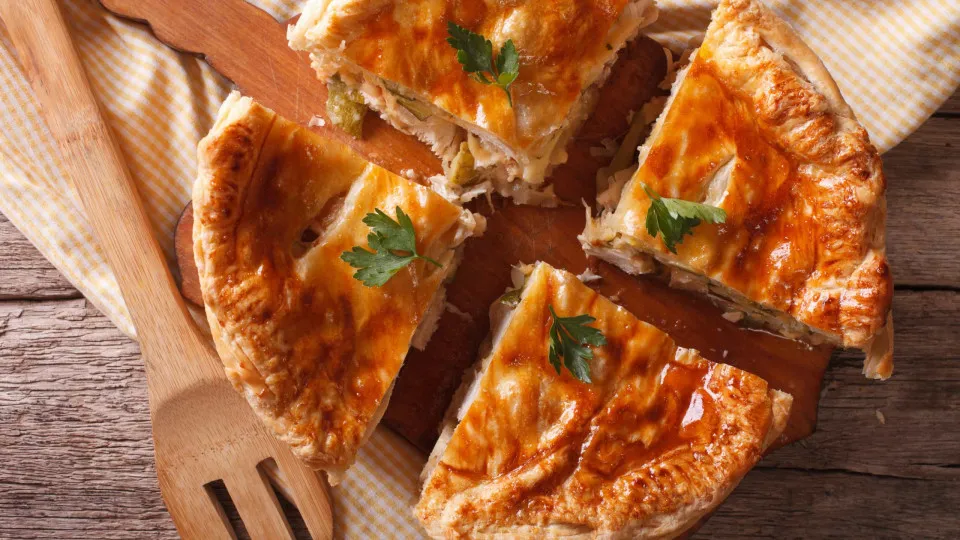 A pensar no almoço? Sugerimos uma quiche de salmão fumado