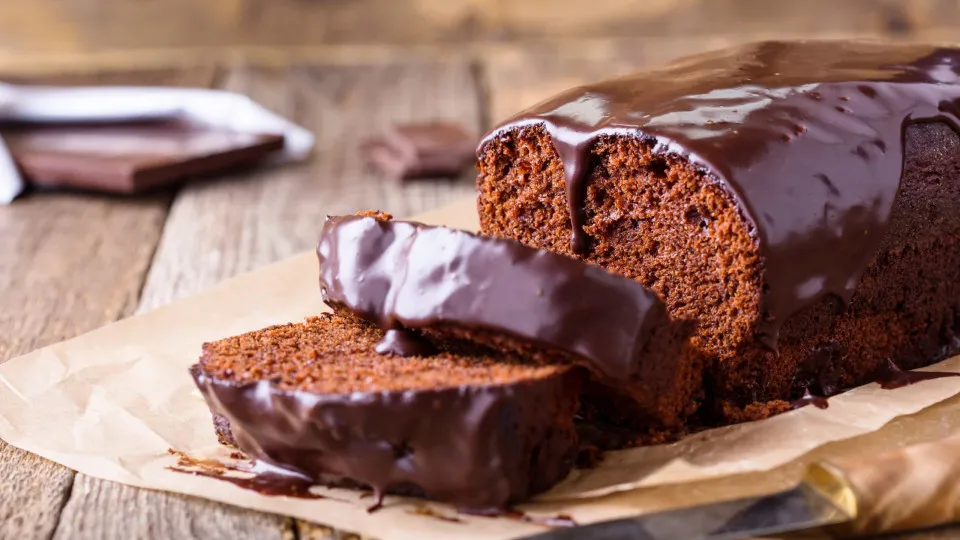 Torta de chocolate para adoçar a sua quarta-feira