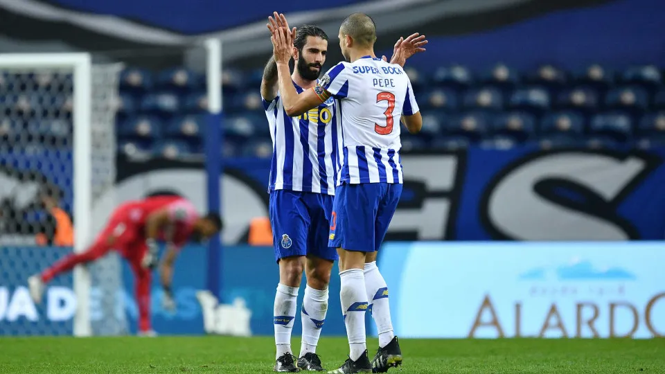 As notas do FC Porto-Paços: Heróis de Turim derrubaram muro pacense