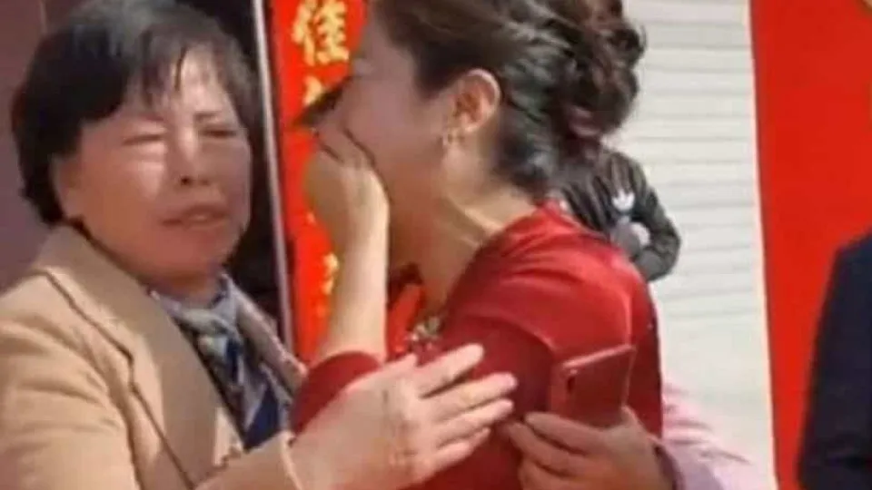 No dia do casamento do filho descobre que noiva também é sua filha