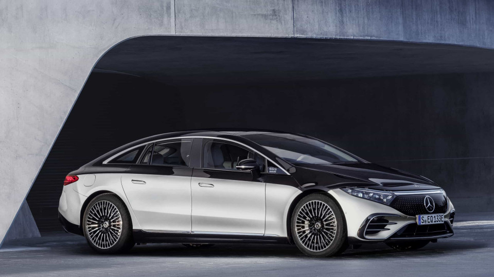 EQS: Conheça o novo topo de gama da Mercedes