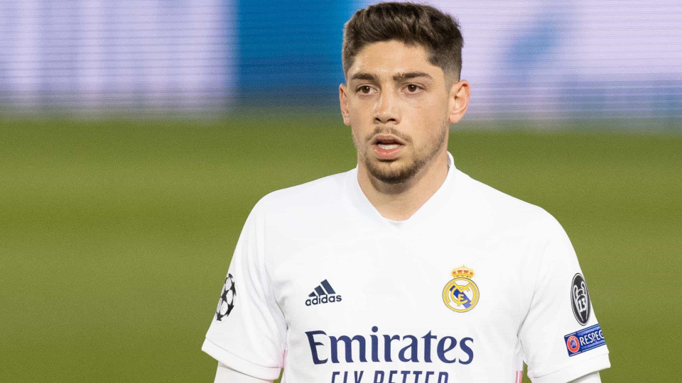 Médio do Real Madrid testa positivo à Covid-19