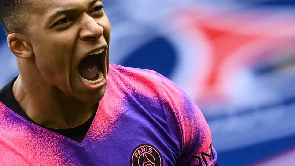 FBL-FRA-LIGUE 1-PSG-SAINT-ETIENNE