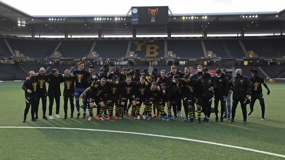 Liga suíça de futebol torna obrigatório certificado