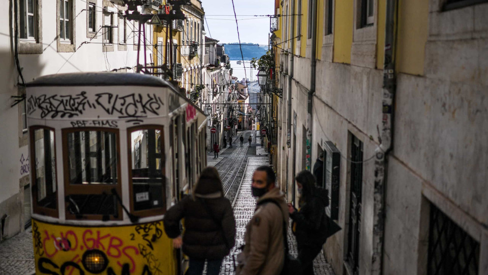 AO MINUTO: Governo 'trava' Braga, Lisboa, Odemira e Vale de Cambra 