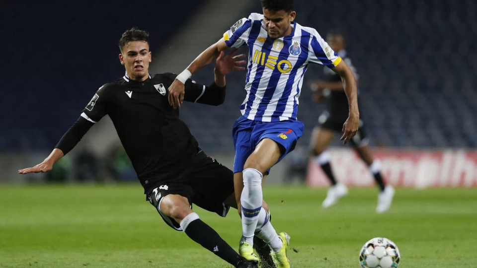 "Olhámos nos olhos do campeão nacional"