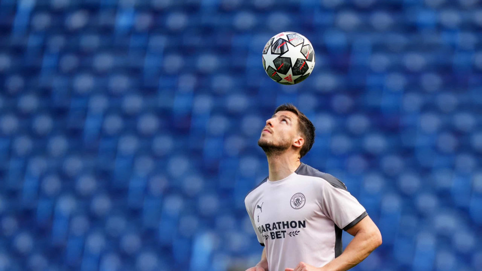 "No Newcastle perguntei por Rúben Dias. O Benfica não o quis vender"