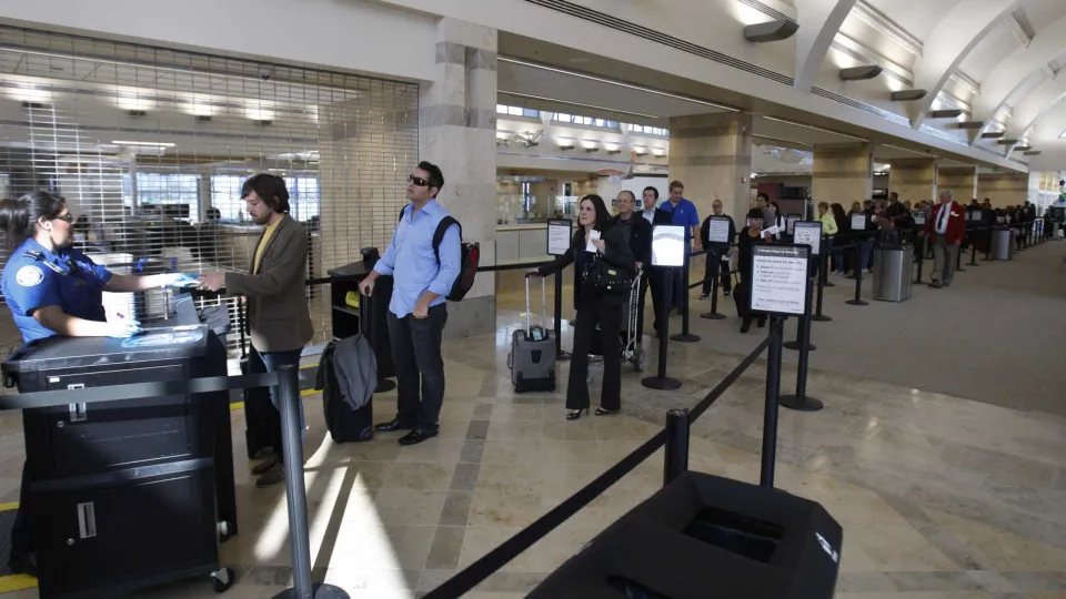Novo programa de incentivo ao regresso de emigrantes arranca em 2026