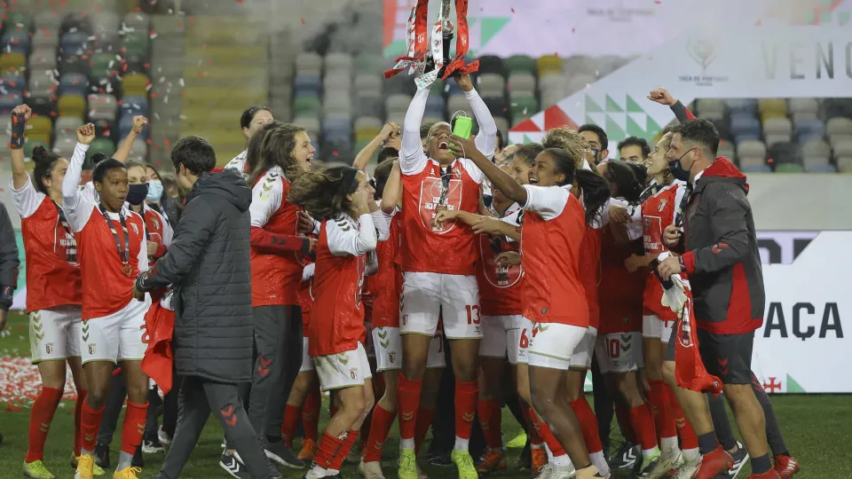 Sporting de Braga anuncia sete saídas na equipa feminina de futebol