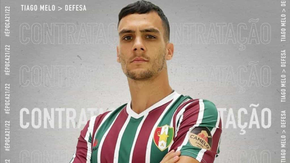 Tiago Melo reforça Estrela da Amadora