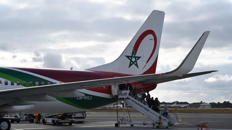 Avião aterra de emergência nos Açores após tripulante se sentir mal