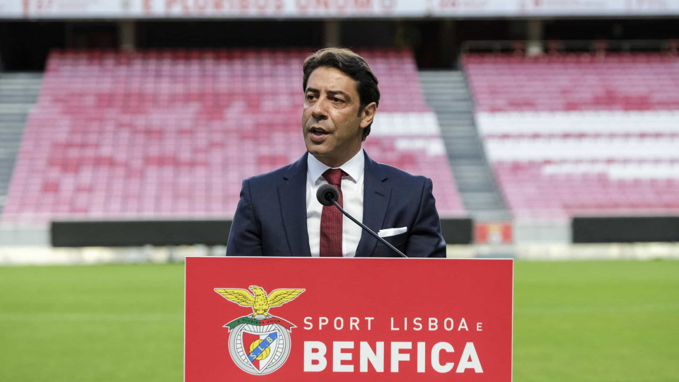 Rui Costa despede Schmidt: "Em breve saberão o novo treinador do Benfica"