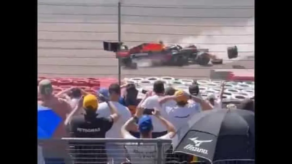 O aparatoso acidente que tirou Max Verstappen do GP da Grã-Bretanha