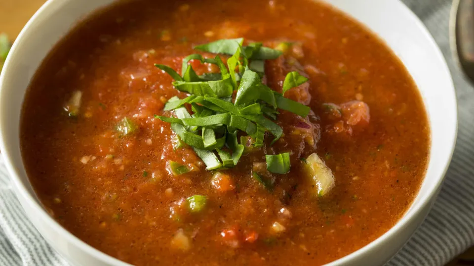 Gaspacho à alentejana. Um prato fresco com sabores de verão